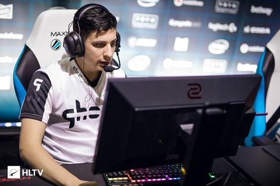 屏幕技术助力凤凰传奇演唱会与KPL总决赛盛况